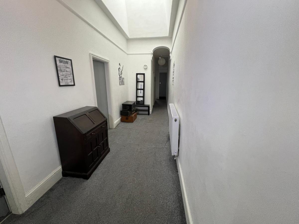 Peaky Blinders Apartment 5 Min Walk To Blackpool Tower Sleeps Up To 14 Esterno foto